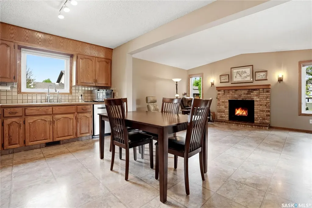 3249 Mountbatten Crescent Regina SK S4V 0R5