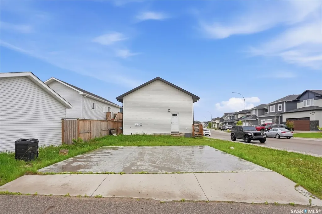 503 Fast Way Saskatoon SK S7P 0B6