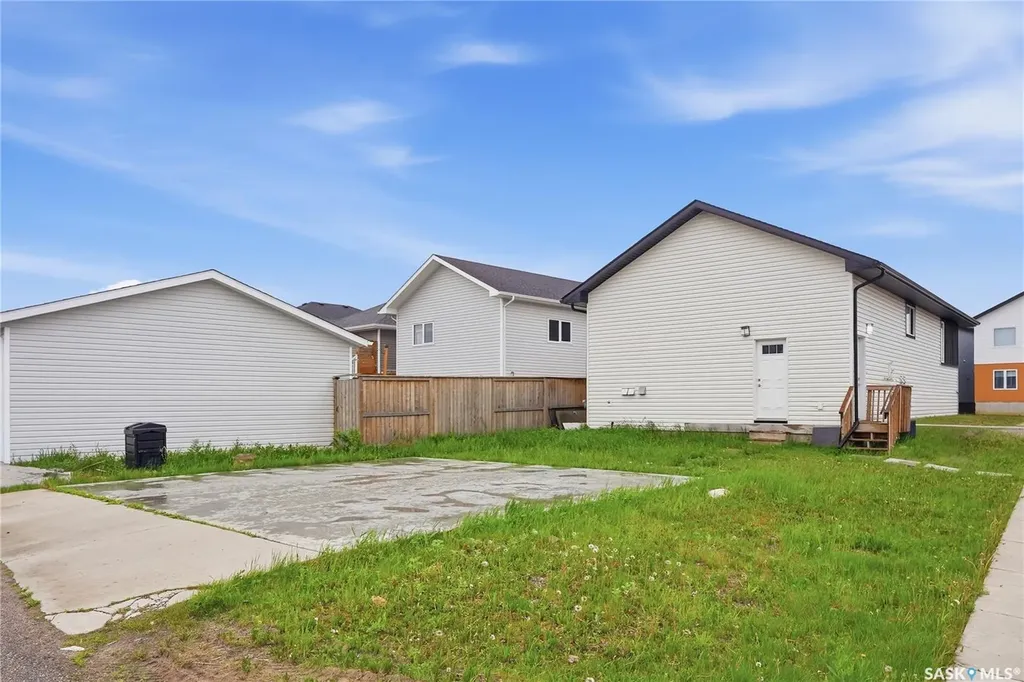 503 Fast Way Saskatoon SK S7P 0B6