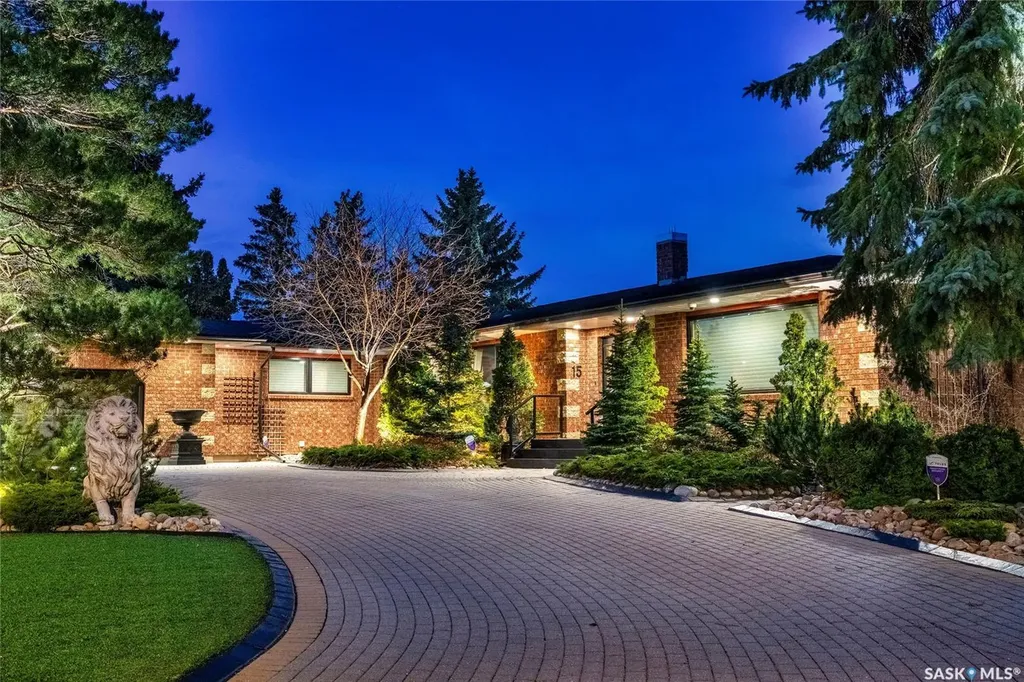 15 Quappelle Court Saskatoon SK S7K 1C2