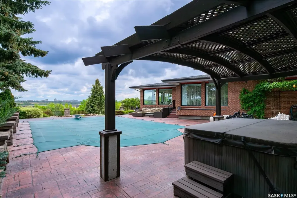 15 Quappelle Court Saskatoon SK S7K 1C2