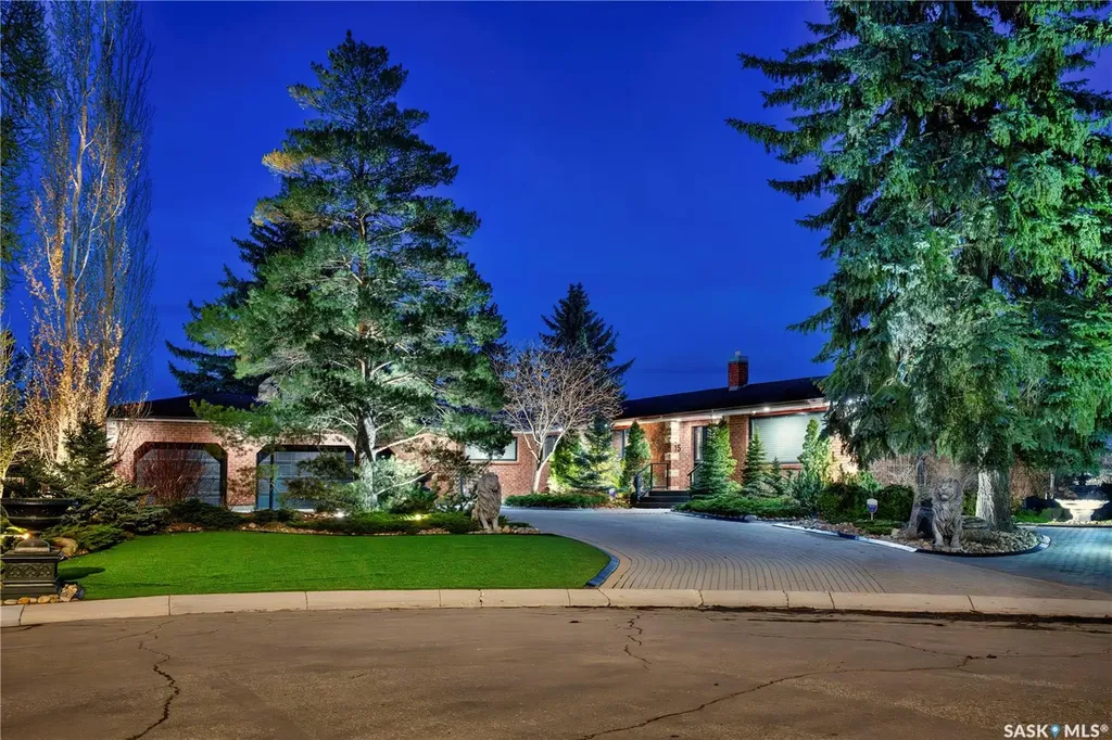 15 Quappelle Court Saskatoon SK S7K 1C2