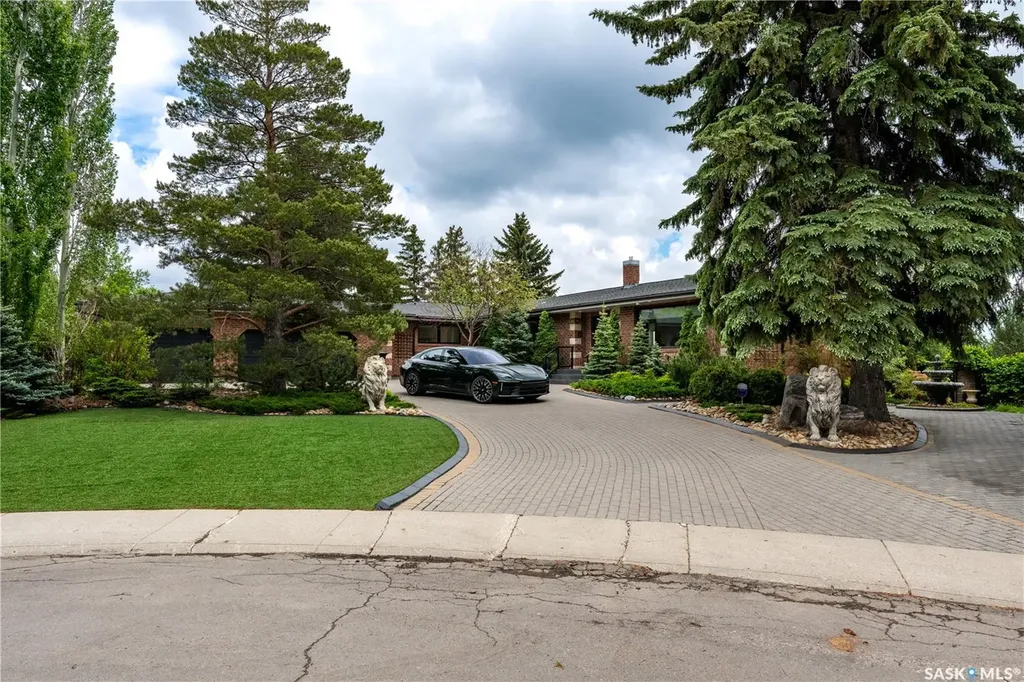 15 Quappelle Court Saskatoon SK S7K 1C2