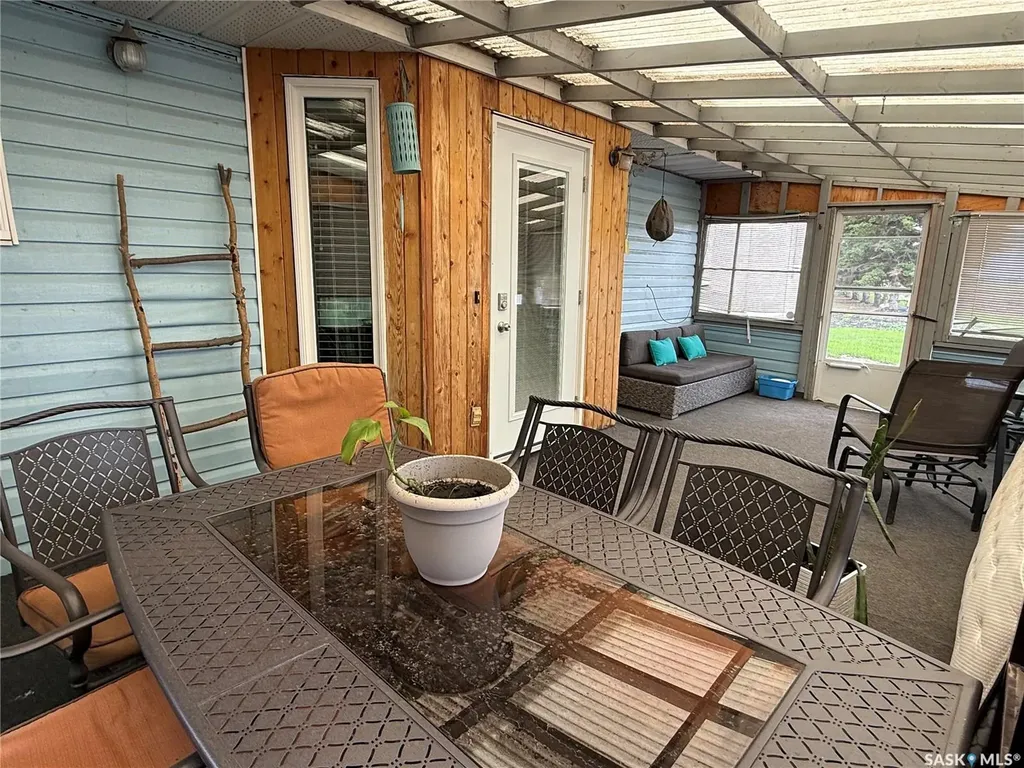 405 3rd Avenue S Leask SK S0J 1M0