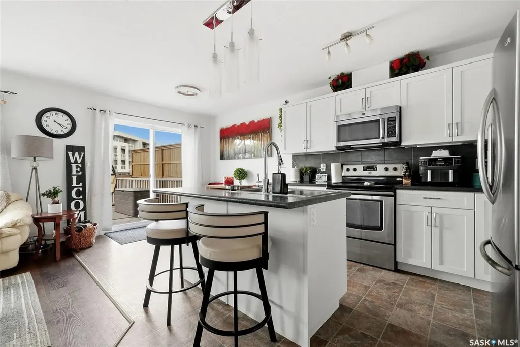 4550 Green Poplar Lane Regina SK S4V 3H6