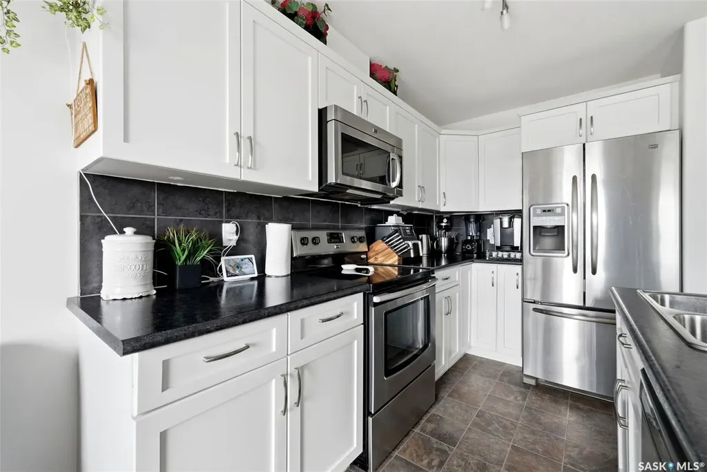 4550 Green Poplar Lane Regina SK S4V 3H6