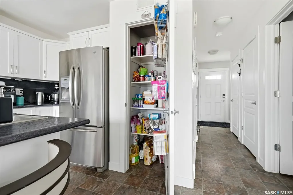4550 Green Poplar Lane Regina SK S4V 3H6
