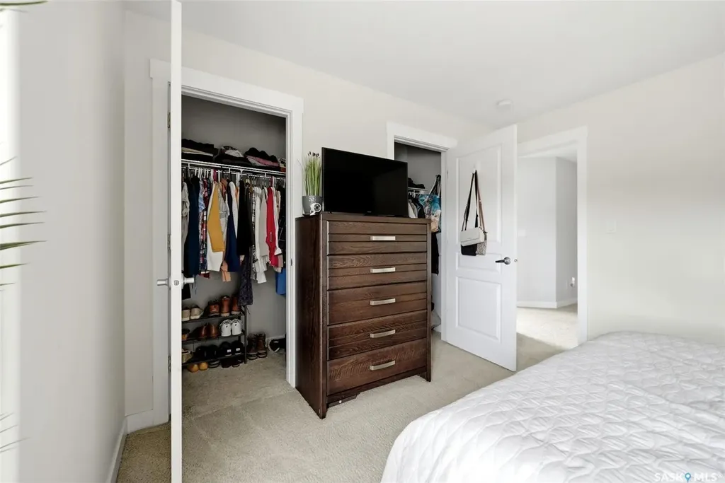 4550 Green Poplar Lane Regina SK S4V 3H6