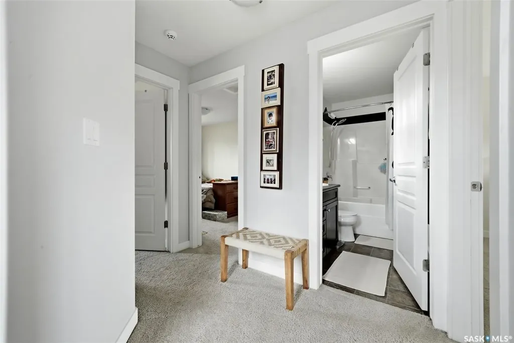 4550 Green Poplar Lane Regina SK S4V 3H6