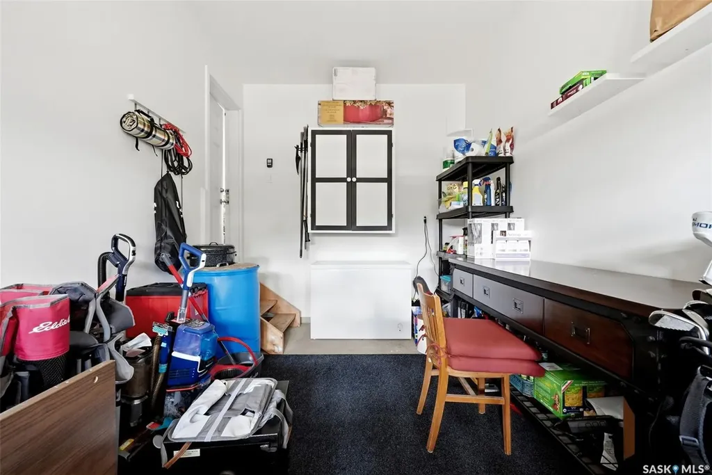 4550 Green Poplar Lane Regina SK S4V 3H6