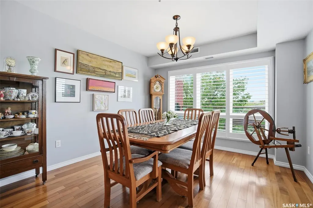 902 Spadina Crescent E Saskatoon SK S7K 0G8