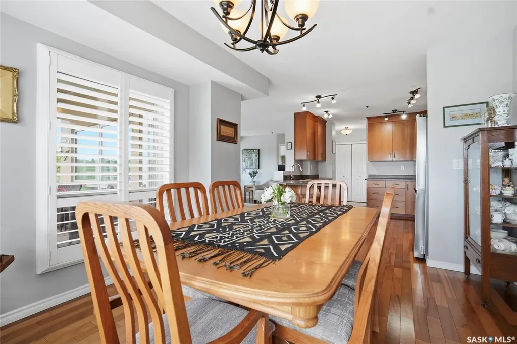 902 Spadina Crescent E Saskatoon SK S7K 0G8