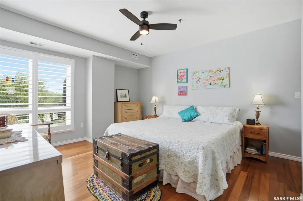 902 Spadina Crescent E Saskatoon SK S7K 0G8