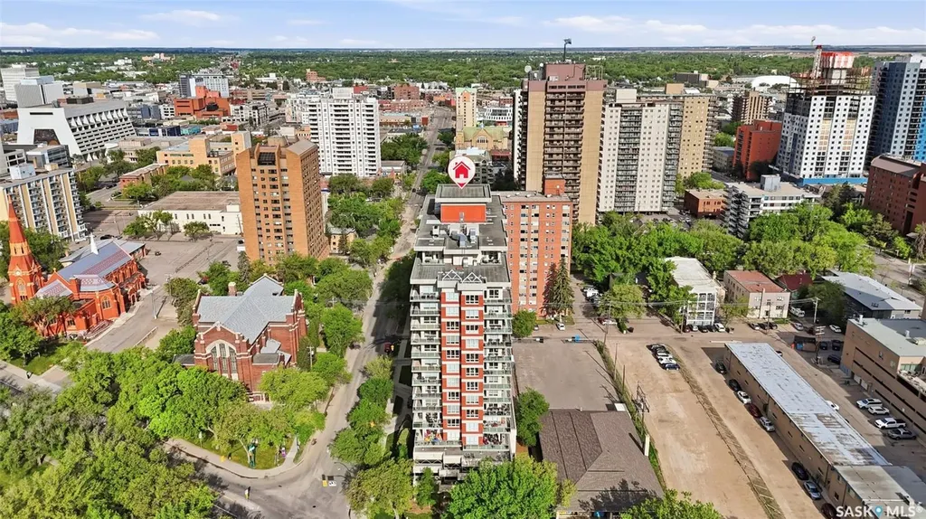 902 Spadina Crescent E Saskatoon SK S7K 0G8