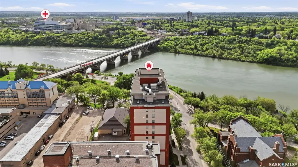 902 Spadina Crescent E Saskatoon SK S7K 0G8