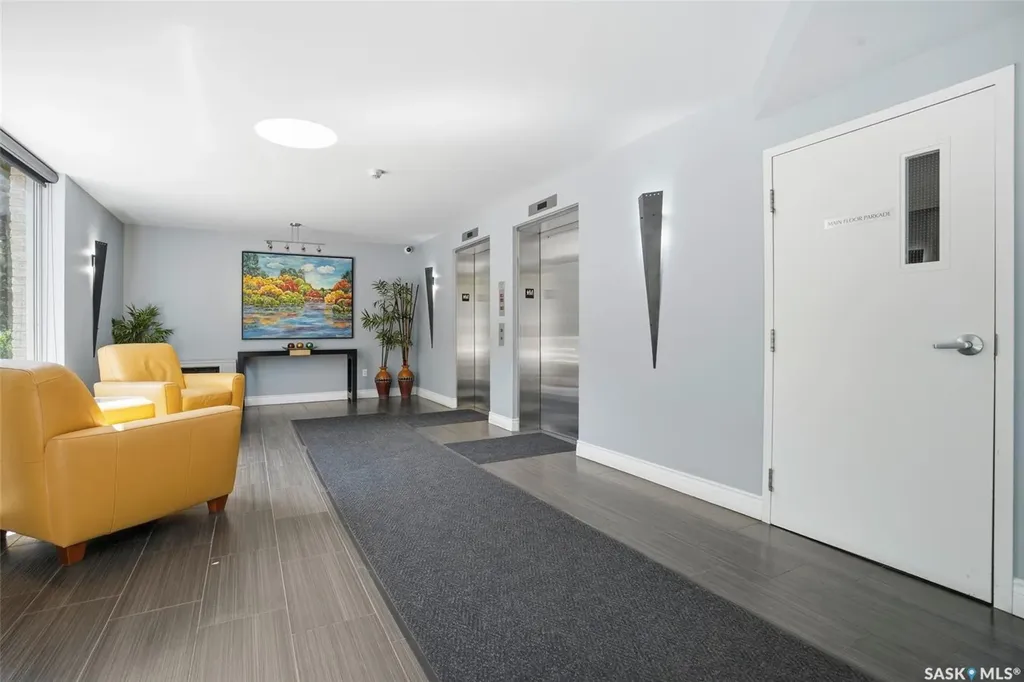 902 Spadina Crescent E Saskatoon SK S7K 0G8