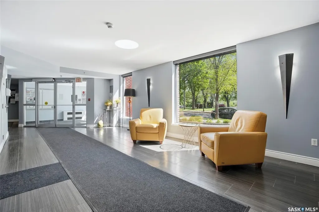 902 Spadina Crescent E Saskatoon SK S7K 0G8