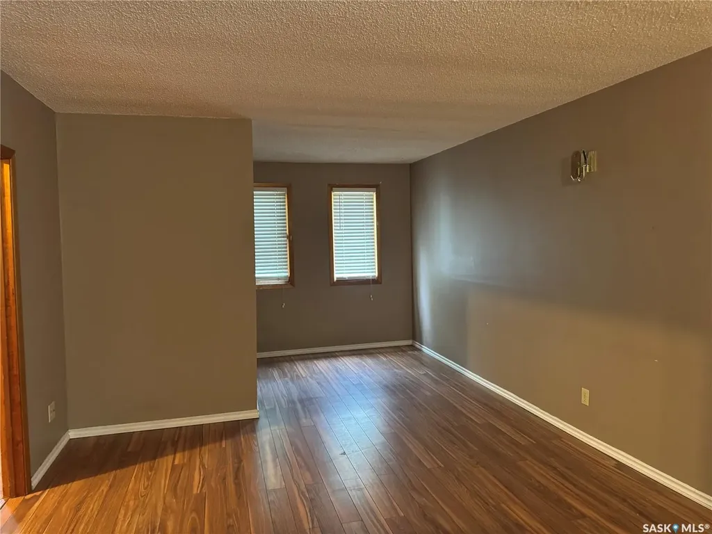 307 5th Avenue W Assiniboia SK S0H 0B0