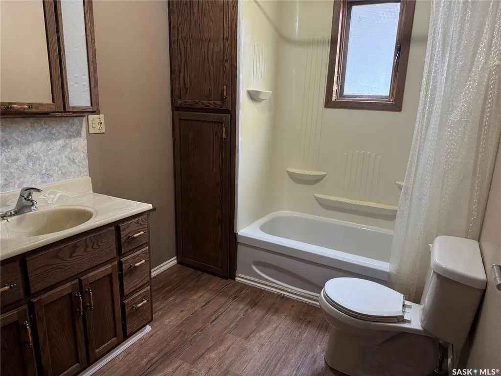 307 5th Avenue W Assiniboia SK S0H 0B0