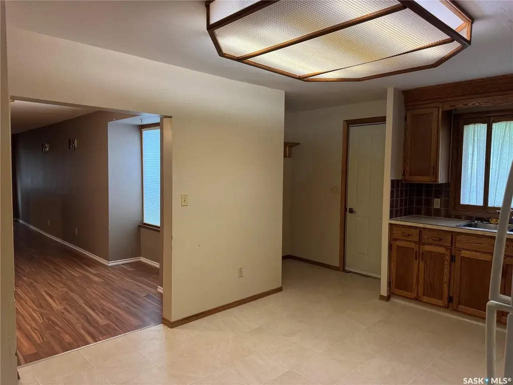 307 5th Avenue W Assiniboia SK S0H 0B0