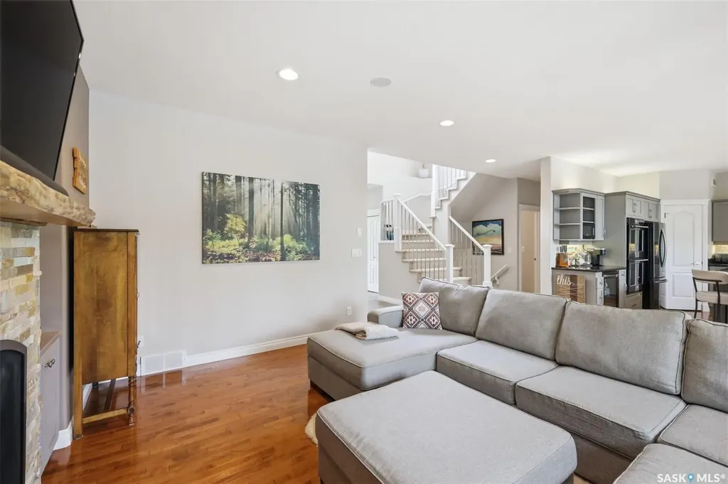 315 Adaskin Cove Saskatoon SK S7N 4P3