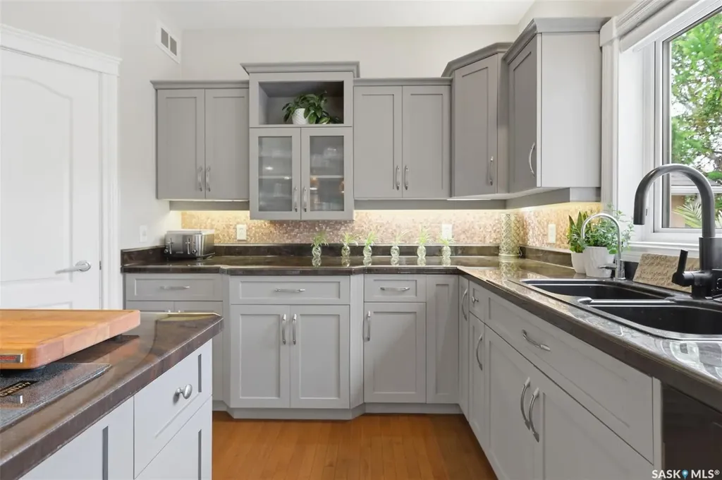 315 Adaskin Cove Saskatoon SK S7N 4P3
