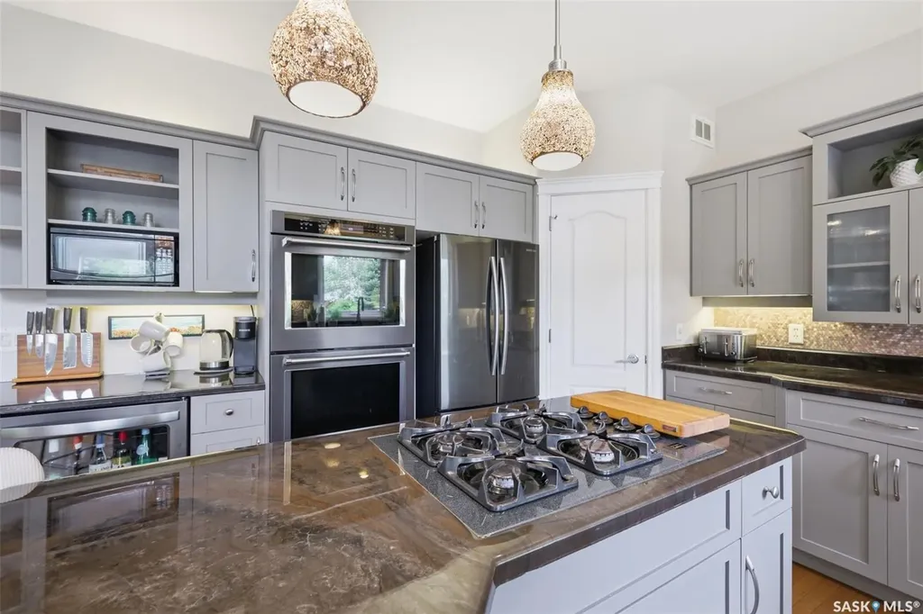 315 Adaskin Cove Saskatoon SK S7N 4P3