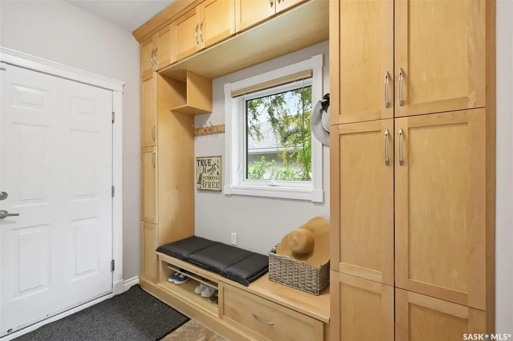 315 Adaskin Cove Saskatoon SK S7N 4P3