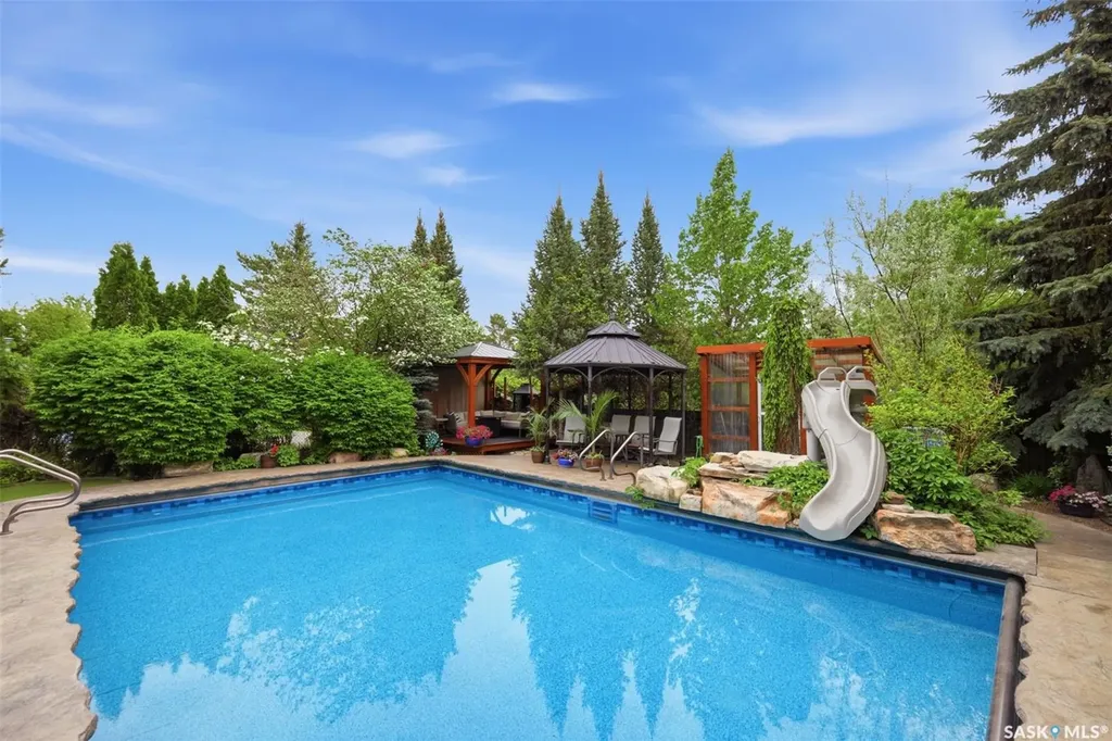 315 Adaskin Cove Saskatoon SK S7N 4P3