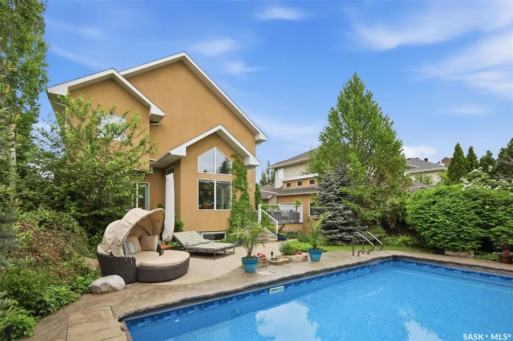 315 Adaskin Cove Saskatoon SK S7N 4P3