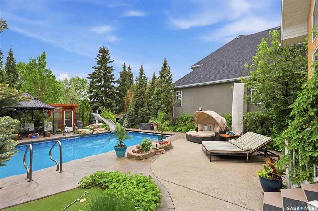 315 Adaskin Cove Saskatoon SK S7N 4P3
