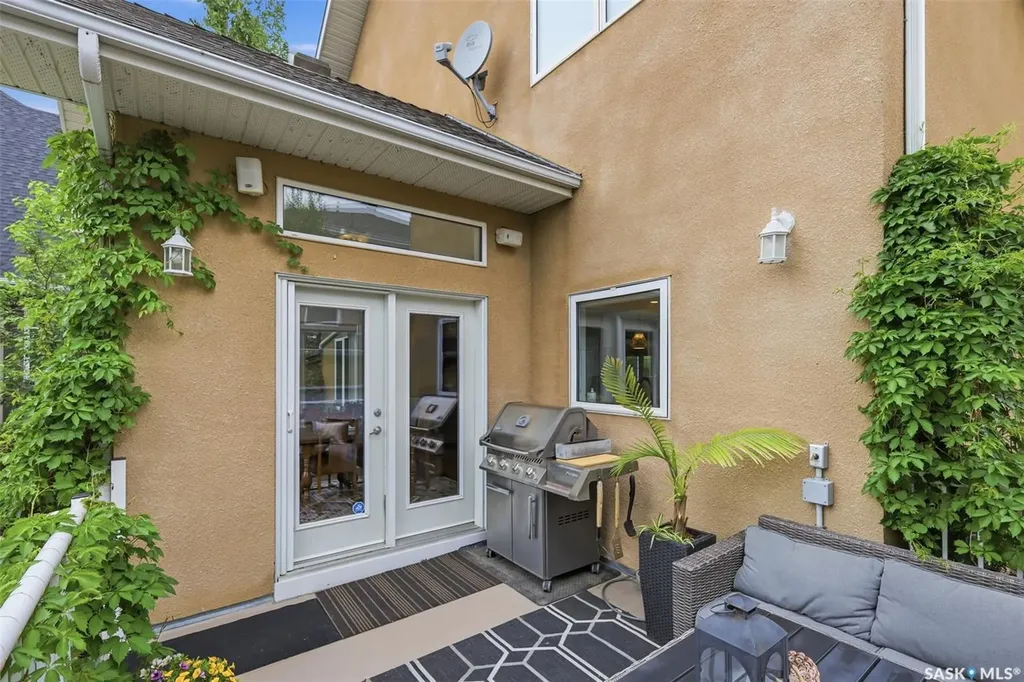 315 Adaskin Cove Saskatoon SK S7N 4P3