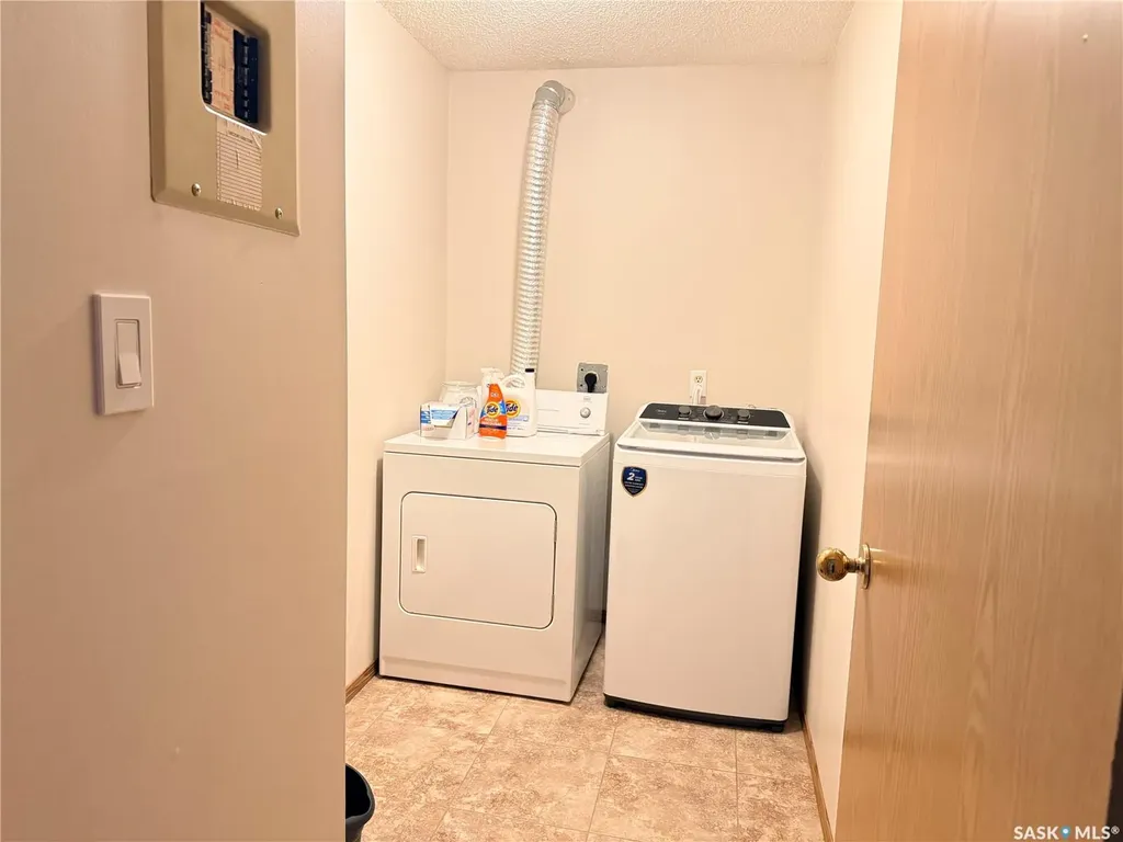 51 Wood Lily Drive Moose Jaw SK S6J 1H1