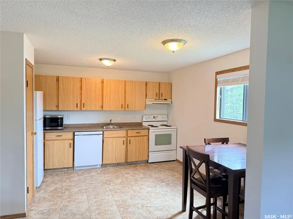 51 Wood Lily Drive Moose Jaw SK S6J 1H1