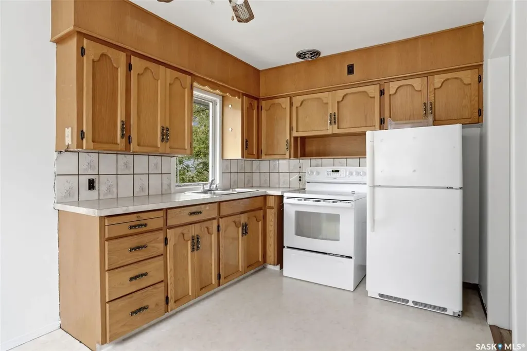 1420 Aberdeen Street Regina SK S4T 5K4
