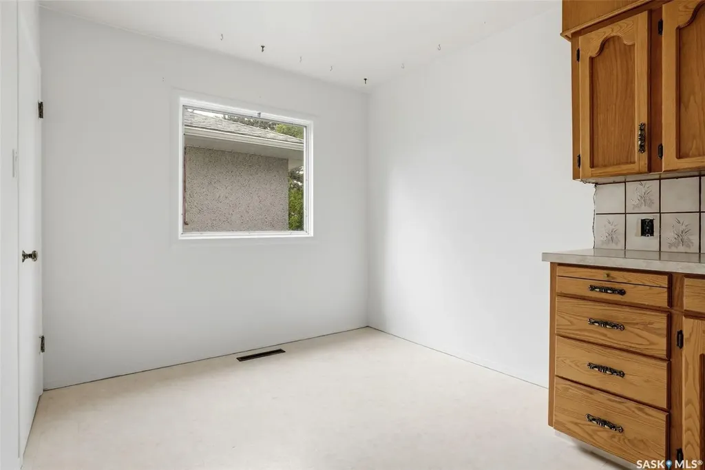 1420 Aberdeen Street Regina SK S4T 5K4