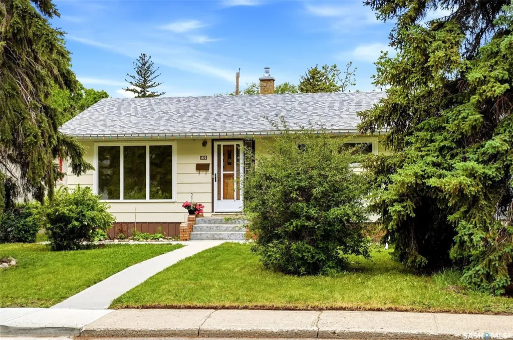 1420 Aberdeen Street Regina SK S4T 5K4