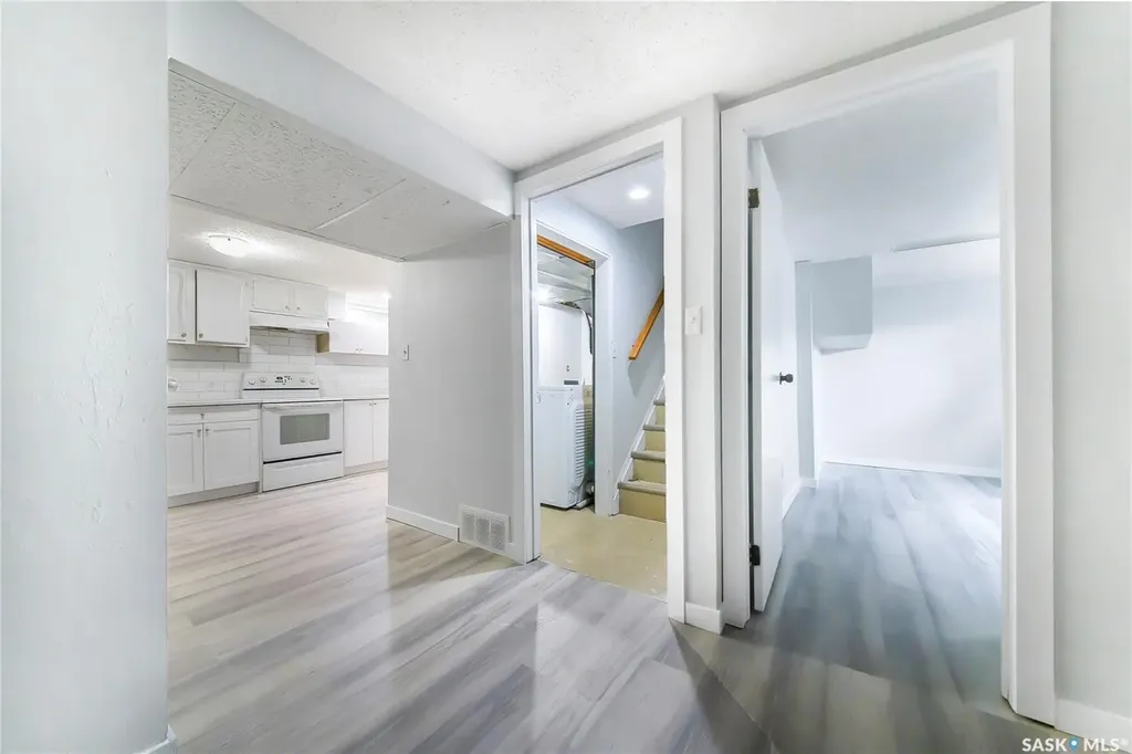 1615 Vickies Avenue Saskatoon SK S7N 2P2