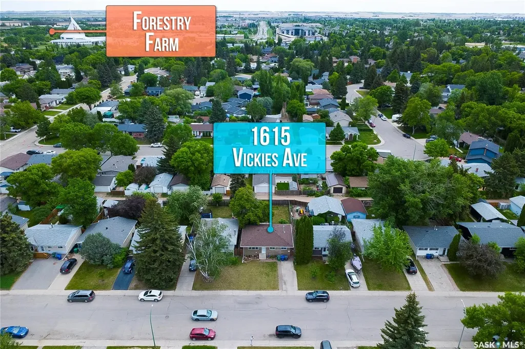 1615 Vickies Avenue Saskatoon SK S7N 2P2