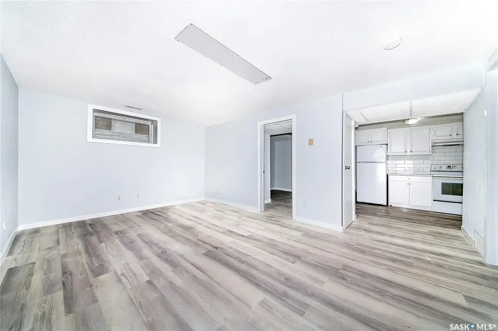 1615 Vickies Avenue Saskatoon SK S7N 2P2