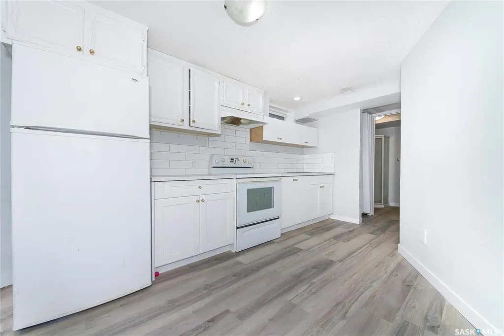 1615 Vickies Avenue Saskatoon SK S7N 2P2