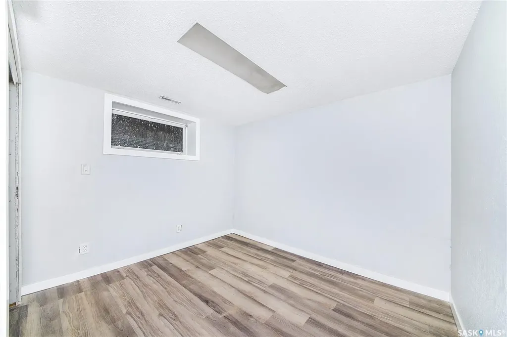 1615 Vickies Avenue Saskatoon SK S7N 2P2