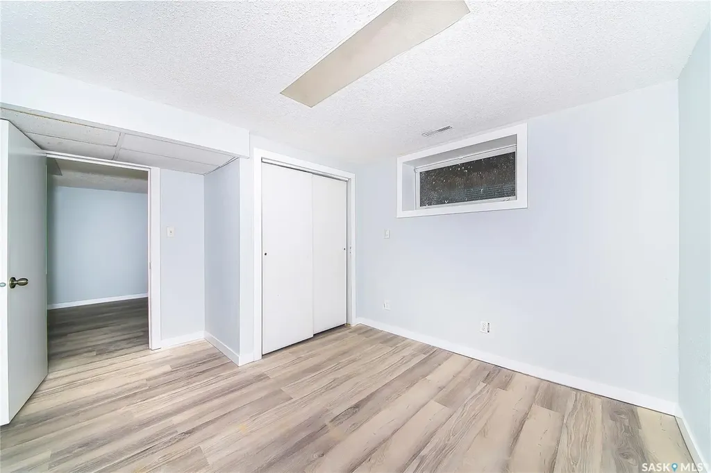 1615 Vickies Avenue Saskatoon SK S7N 2P2