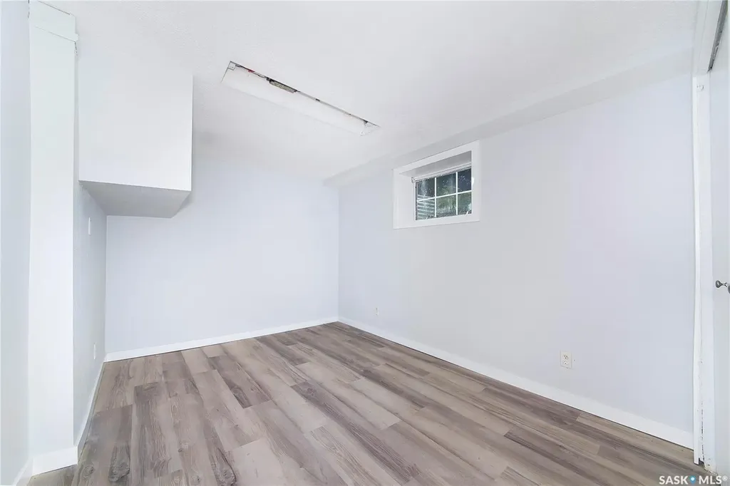 1615 Vickies Avenue Saskatoon SK S7N 2P2