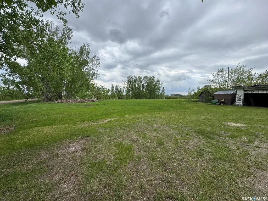 709 Broadway Street Foam Lake SK S0A 1A0