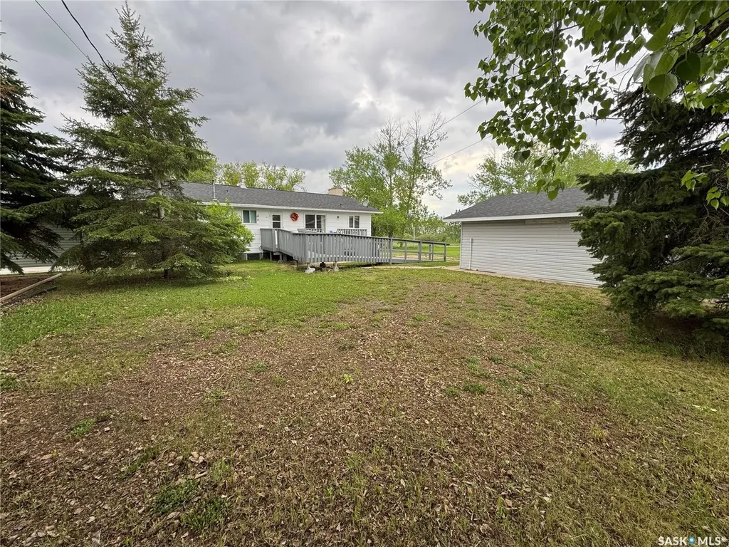 709 Broadway Street Foam Lake SK S0A 1A0