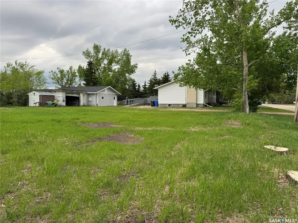 709 Broadway Street Foam Lake SK S0A 1A0