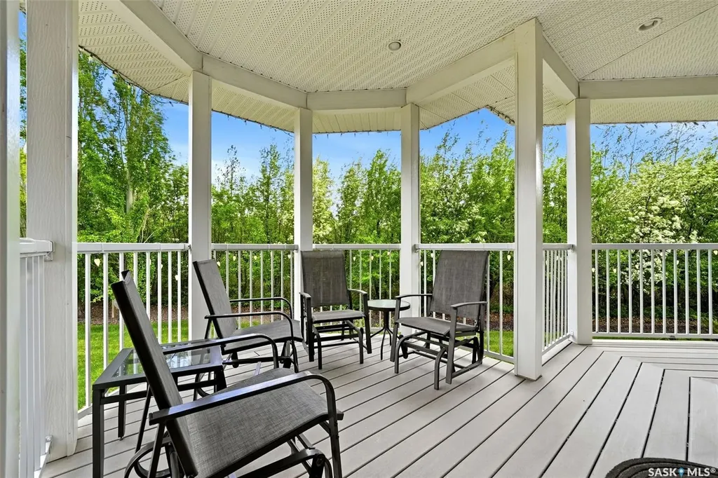 24 Bardel Crescent Pilot Butte SK S0G 3Z0