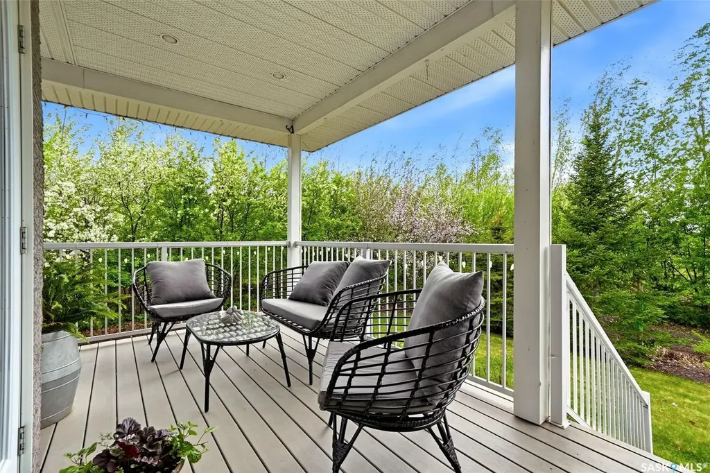 24 Bardel Crescent Pilot Butte SK S0G 3Z0