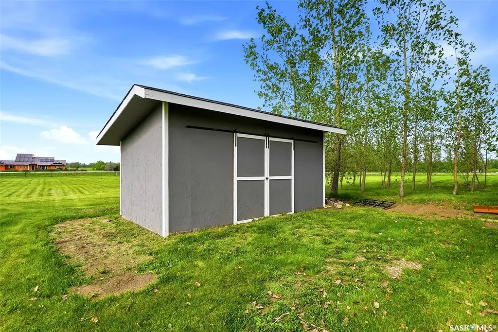 24 Bardel Crescent Pilot Butte SK S0G 3Z0
